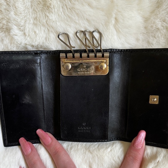 Gucci Leather Key Holder - Picture 6 of 11